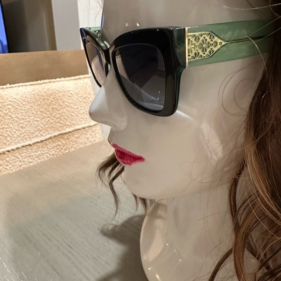 BRAND NEW- Kate Spade Green and Gold Sunglasses - Picture 1 of 5